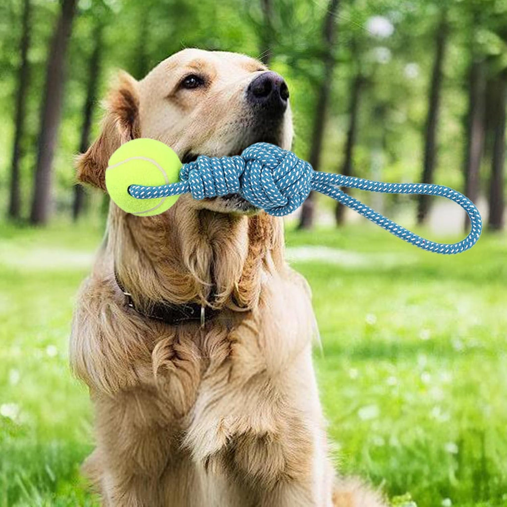Close up of the non-toxic cotton fibers on the Erhalithegro tug of war dog toy.