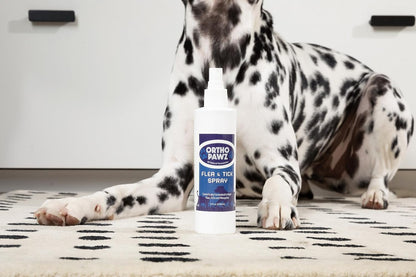 Ortho Pawz citrus oil flea spray for dogs and cats highlighting natural ingredients.