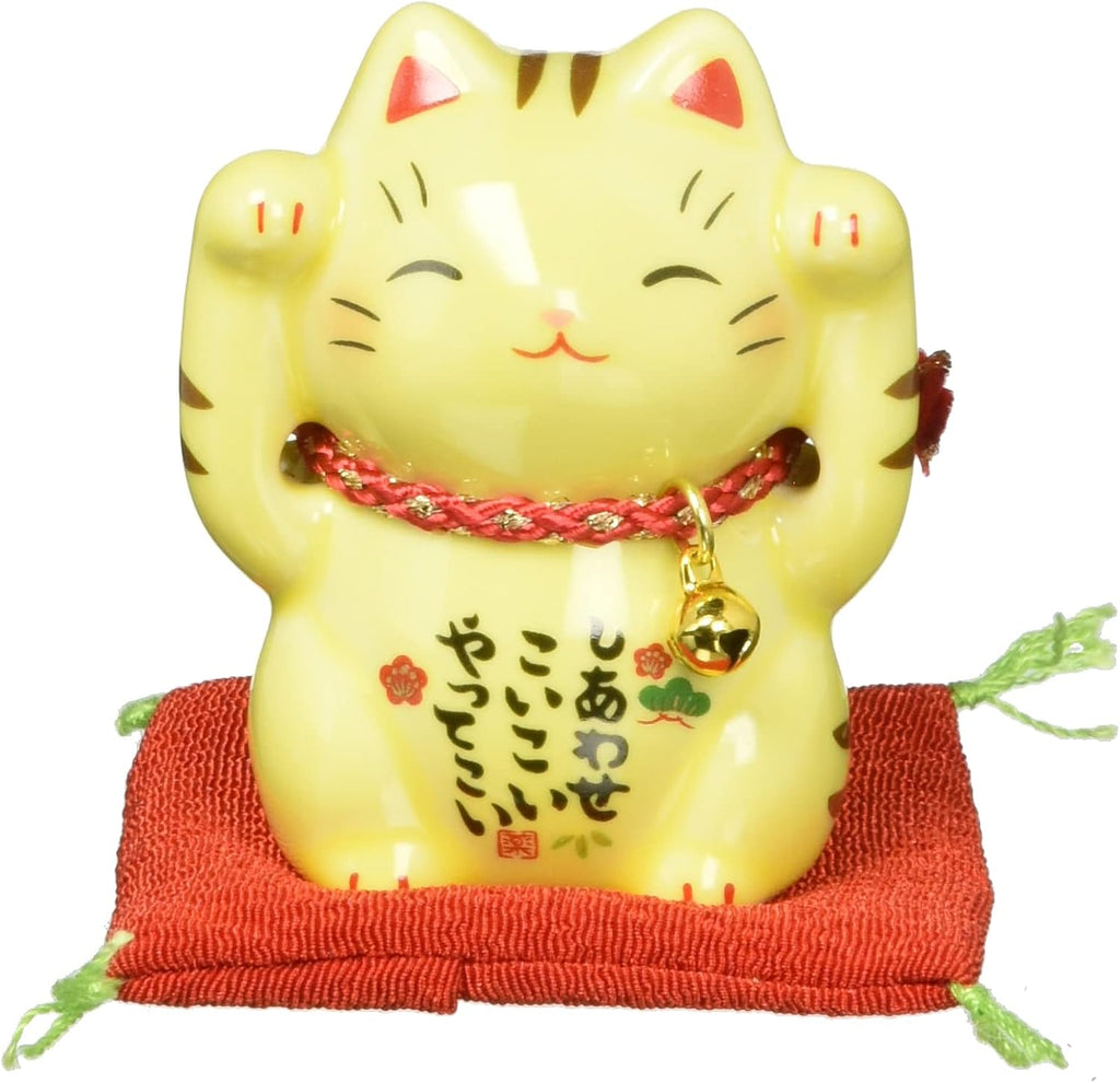 Yakushigama Lucky Cat Model 7533 Black side angle ceramic detail