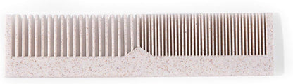 Sustainable hair combs made from natural corn husk material layout
