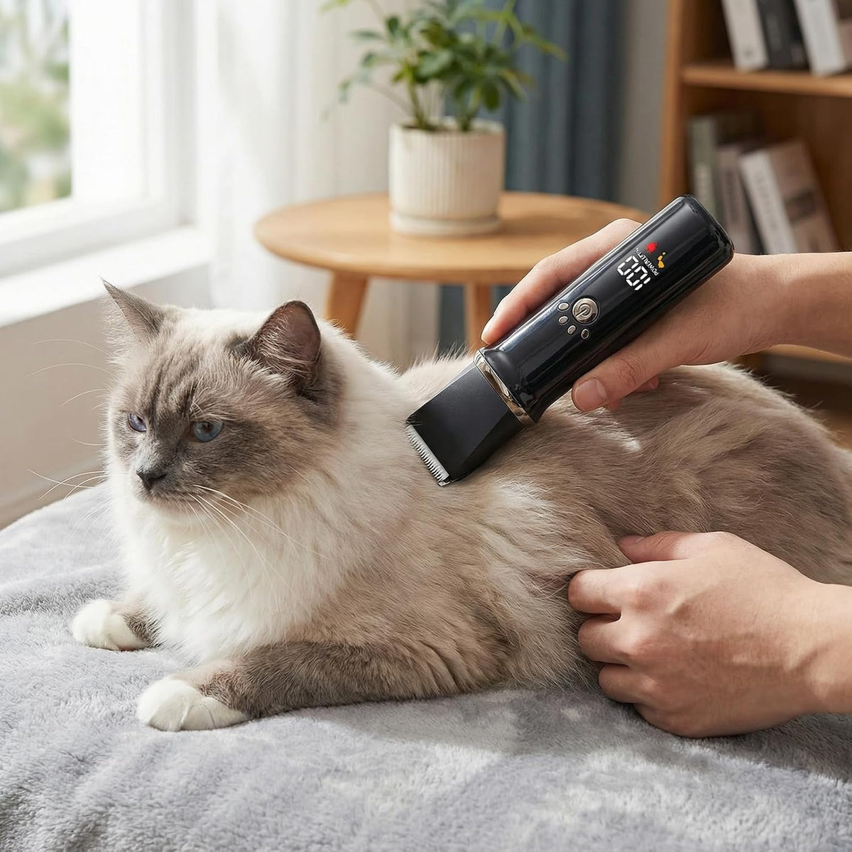 Sidvid silver pet grooming kit packaging with all included trimming combs