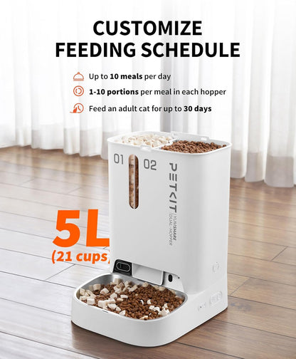 PETKIT smart camera cat feeder with active indicator light visualization