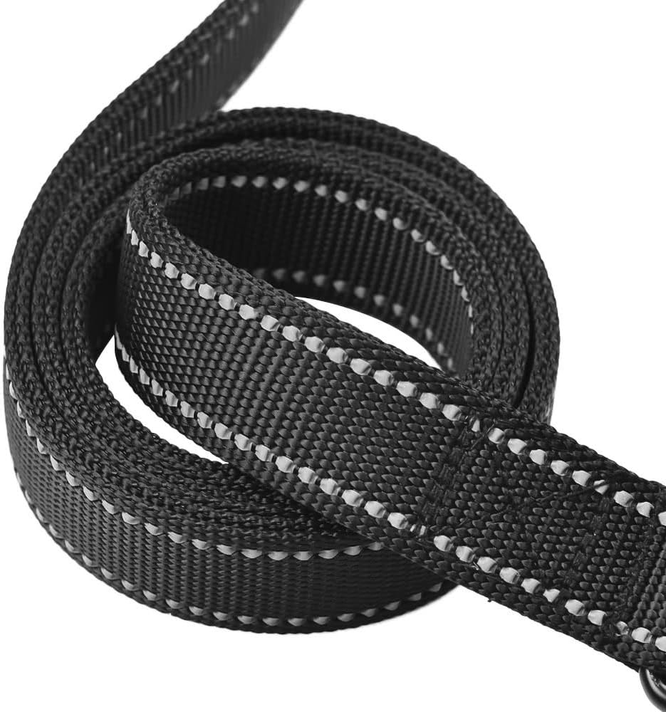 Close up view of the one foot traffic handle on the Primal Pet Gear dog leash.
