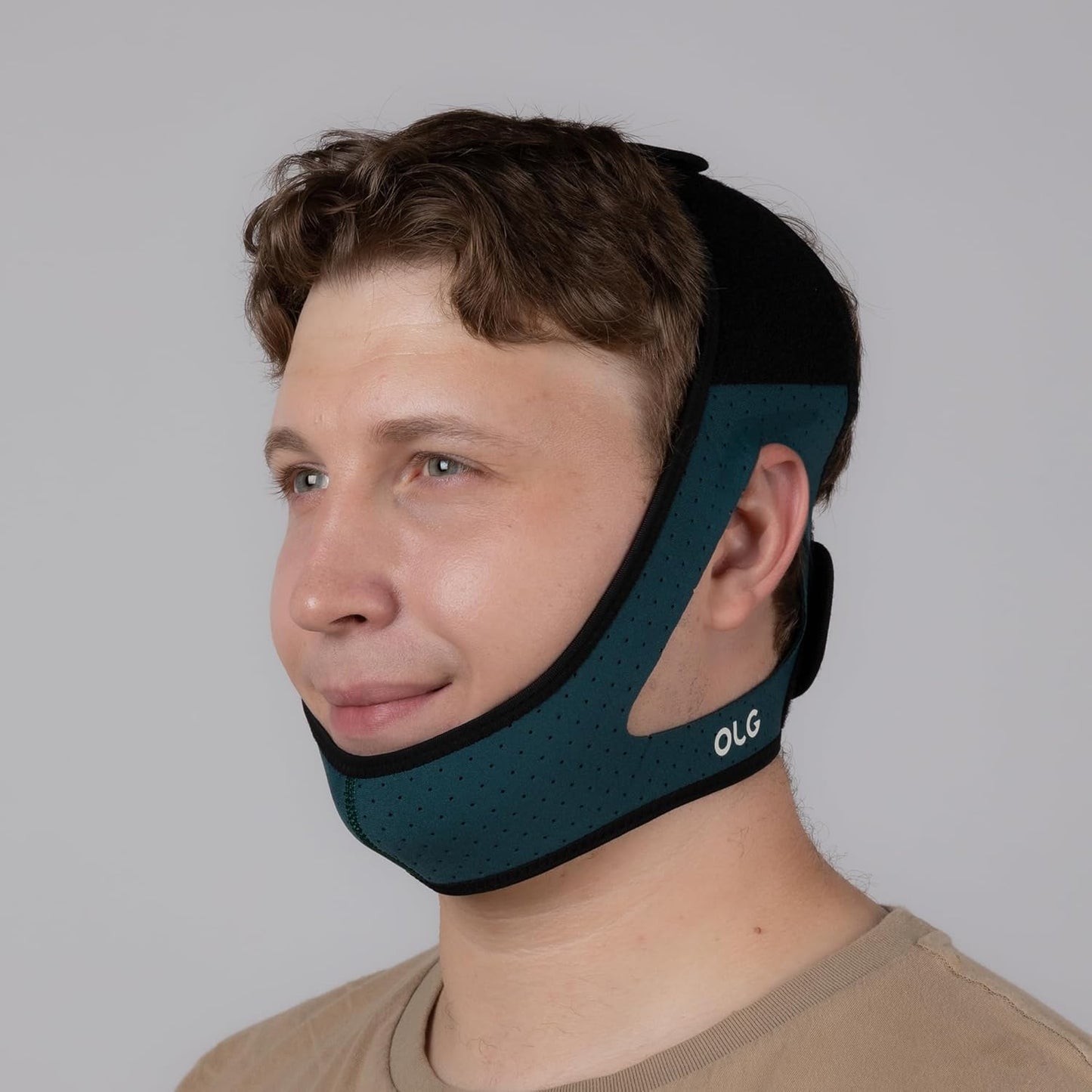 Folanda OLG Snore Stopper Chin Strap front view for snoring relief.