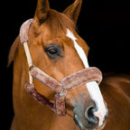 Harrison Howard luxury fleece padding avoiding pressure marks on horses.