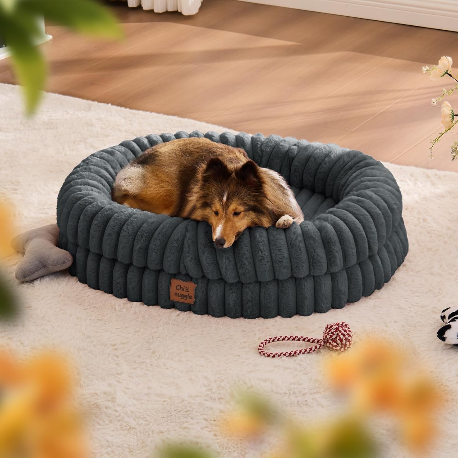 Side view showing 360 degree bolster support