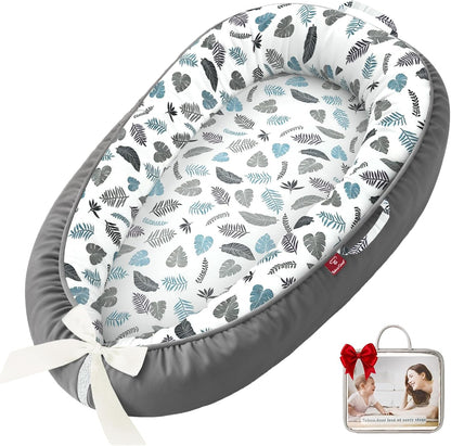 Jwpehoe 100% cotton infant baby lounger front view