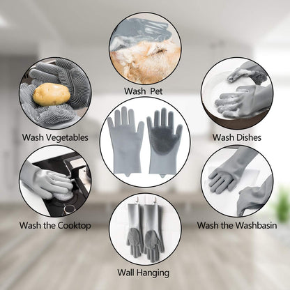 Commema pet grooming glove lathering shampoo on dog