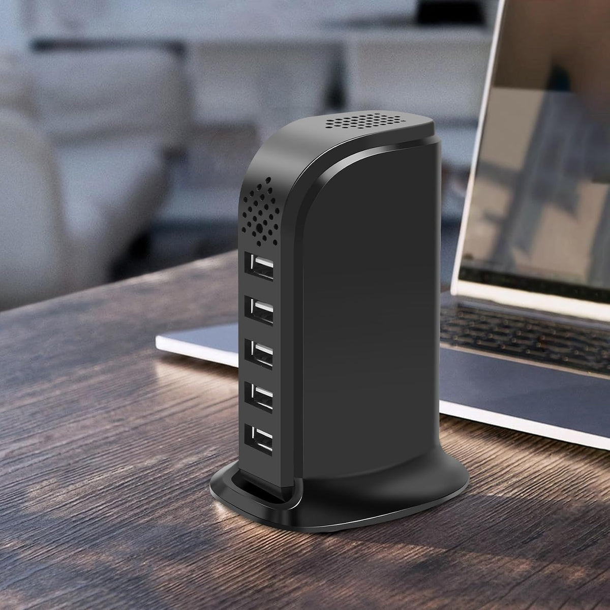 Close up of Hskah 1080P hidden camera lens on charger