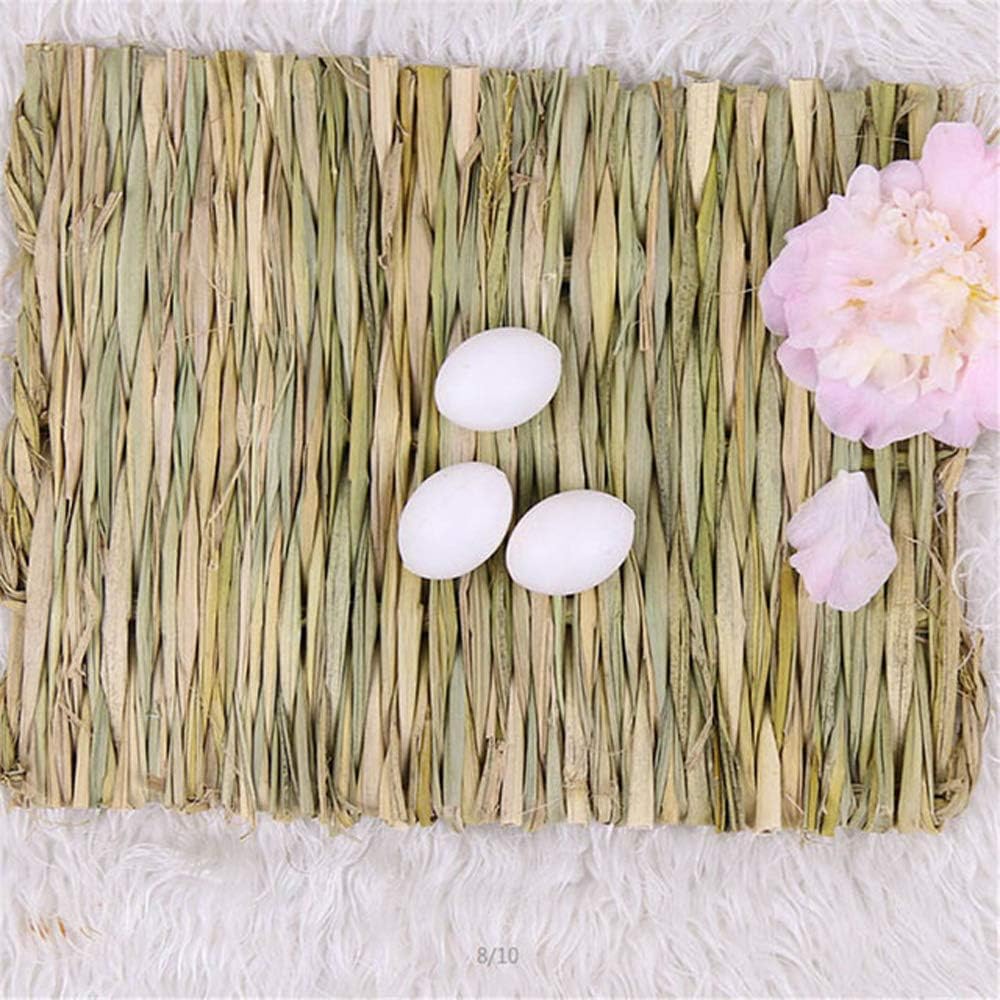 Hamiledyi handwoven grass resting pad angle view