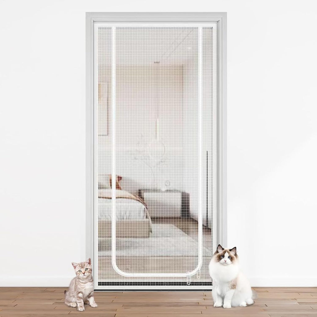 Cat screen door with reinforced zipper closure