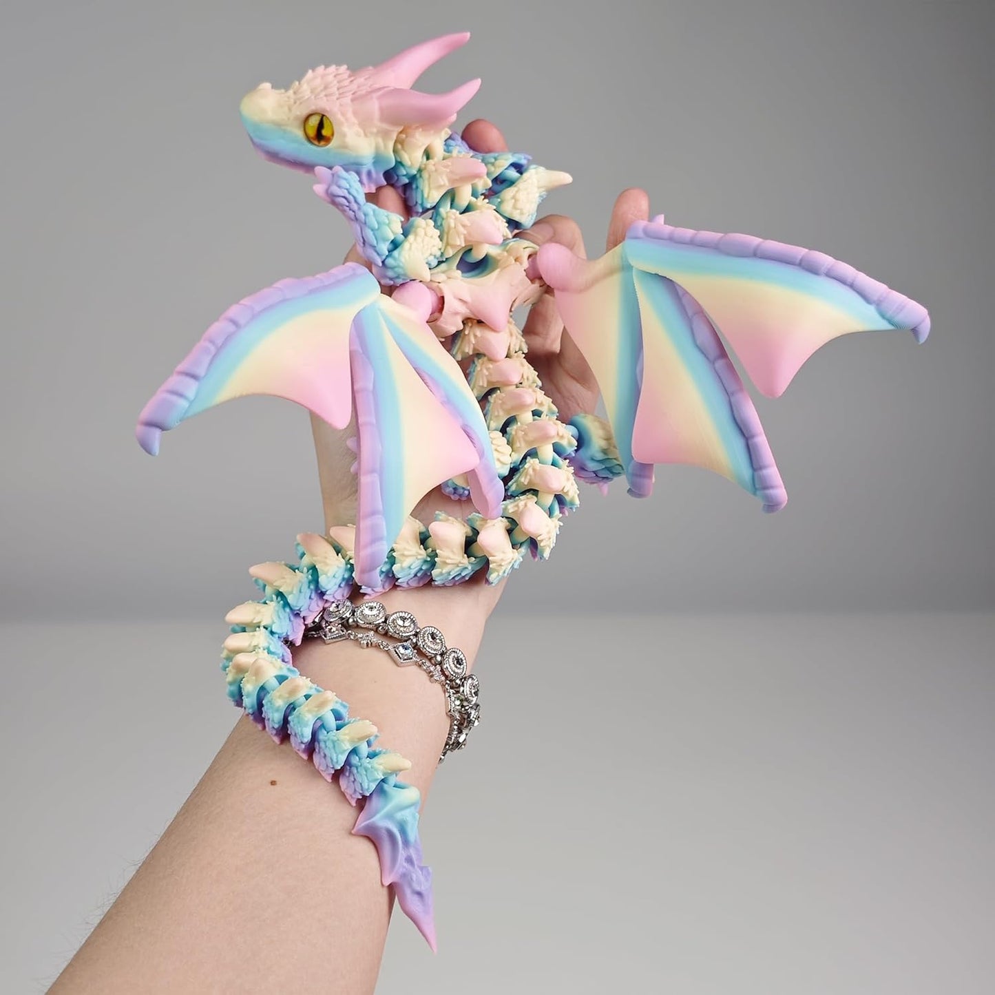 Wuqiren 3D printed dragon with wings front view