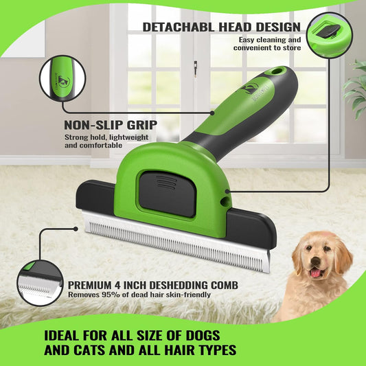 Ergonomic green and black handle of Bonve Pet grooming brush