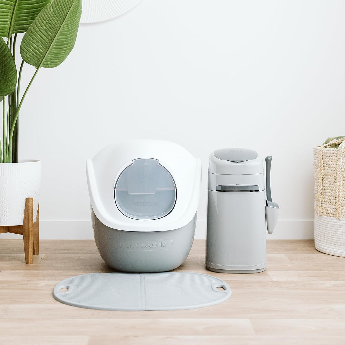 Litter Genie Design Pail Includes a Refill That can Last up to 2 Months, a Scoop, and a Scoop Holder. - Image 10