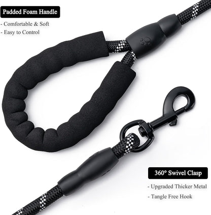 Tangle free three hundred sixty degree swivel hook on pet lead