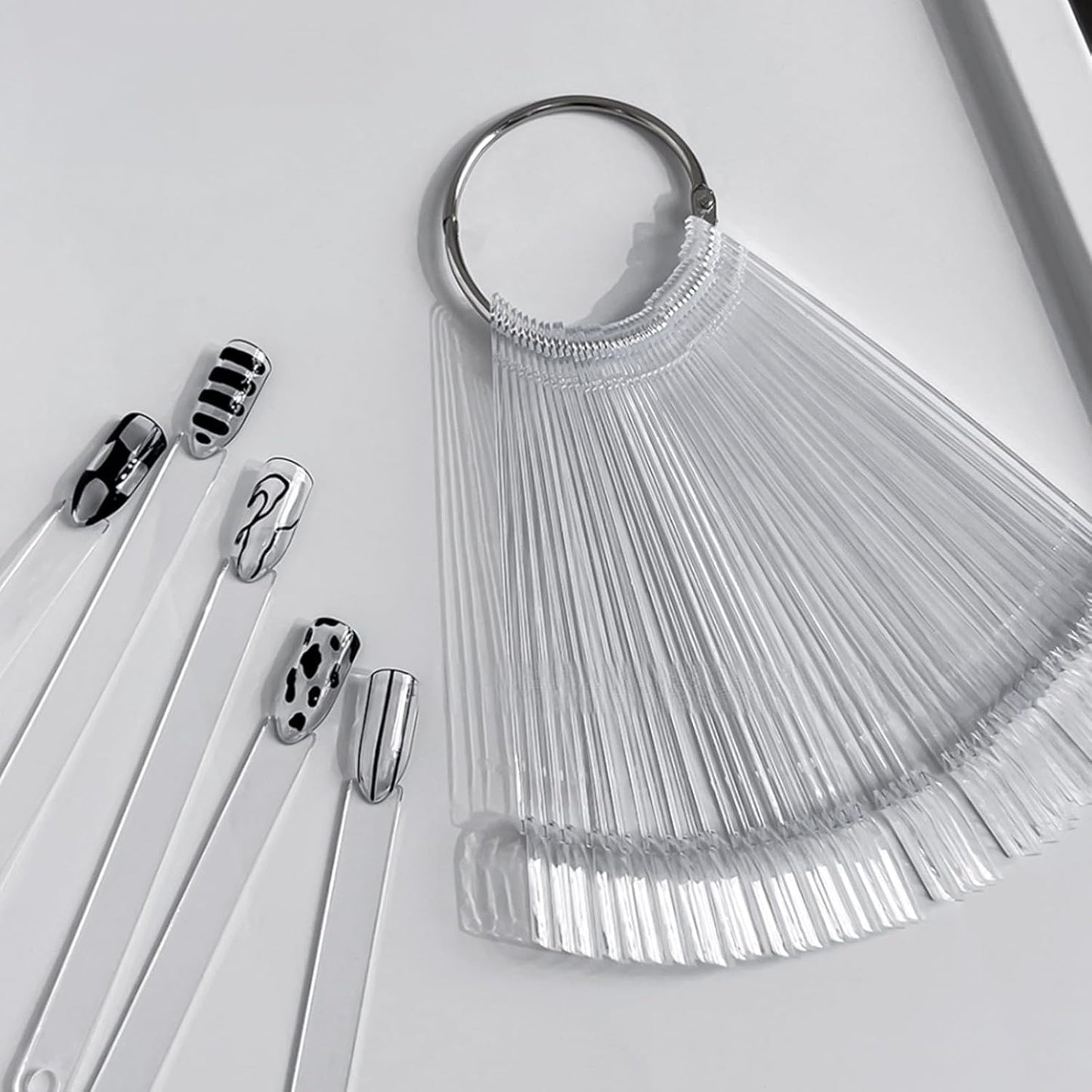 Jnd 50 pieces transparent nail practice display fan front view