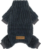 XPUDAC small pet winter clothes size perspective image.