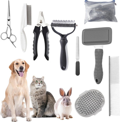 Pink pet bath accessory kit including scrubber gloves and drying towel.