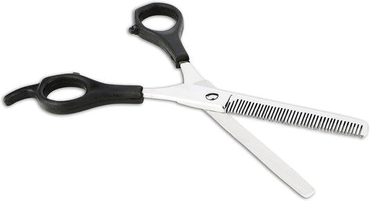 Close up of 42 teeth blade on Laazar grooming scissors