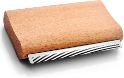 KAIFONG small size premium wooden pet slicker comb lifestyle view