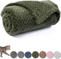CUTEMATE pet blanket front view dark green plush fleece throw for dogs and cats.