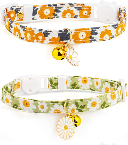 Liugjiau cute floral cat collar styling variant showing comfortable daily wear design.