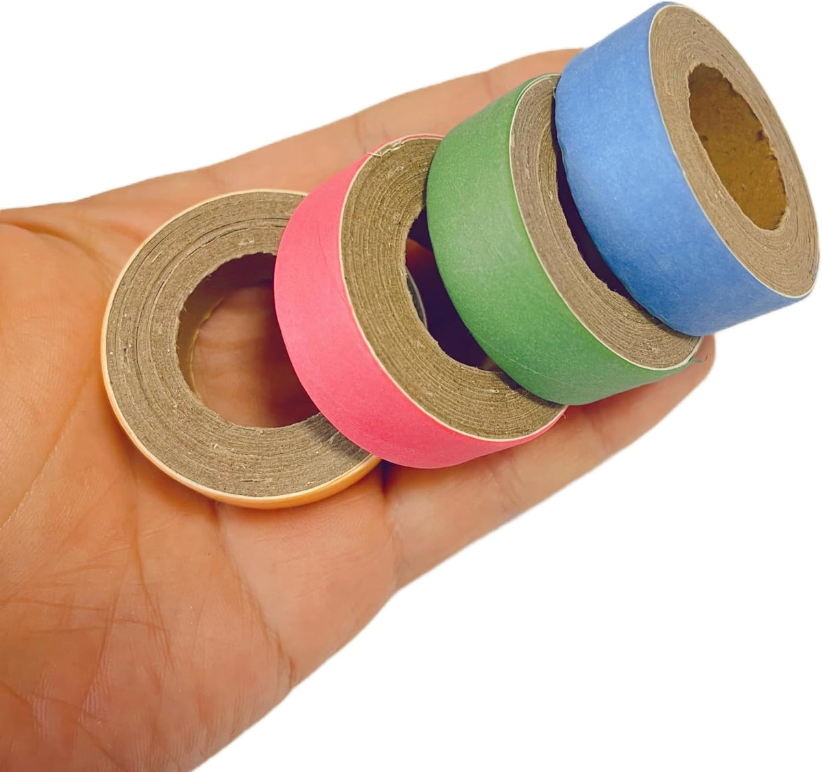 Pack of twenty-four bird chew rings laid out