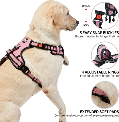 Adjustable chest straps on Nestroad pet harness