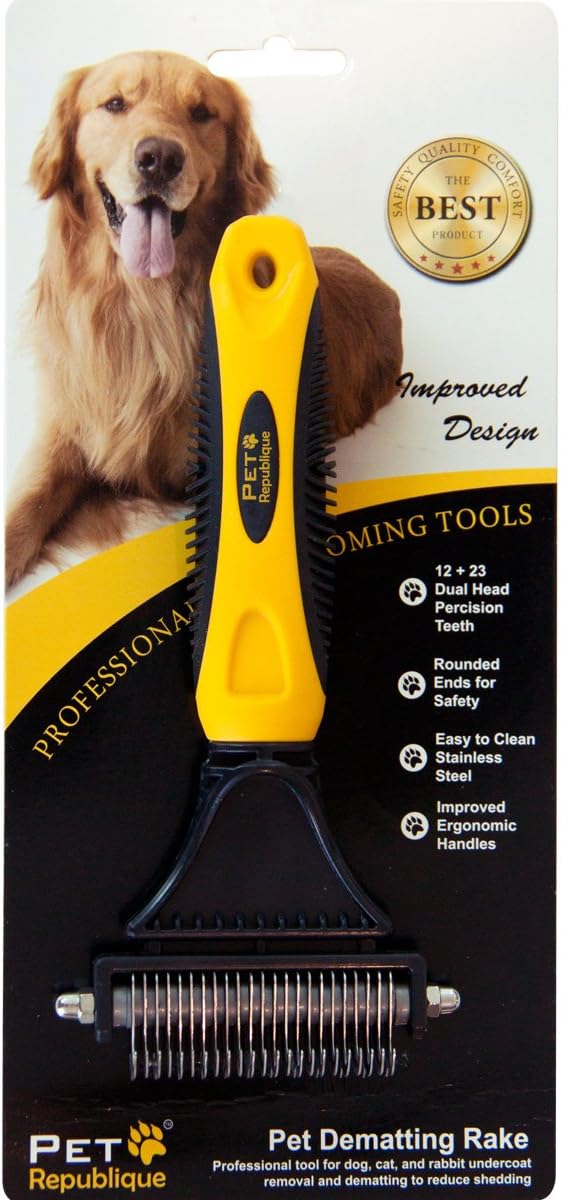 Ergonomic handle of Pet Republique pet grooming tool