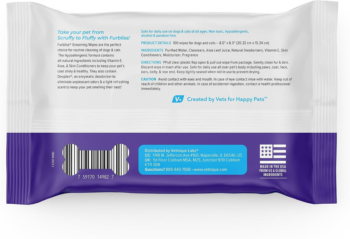 Hypoallergenic dog grooming wipes package showing refreshing scent label