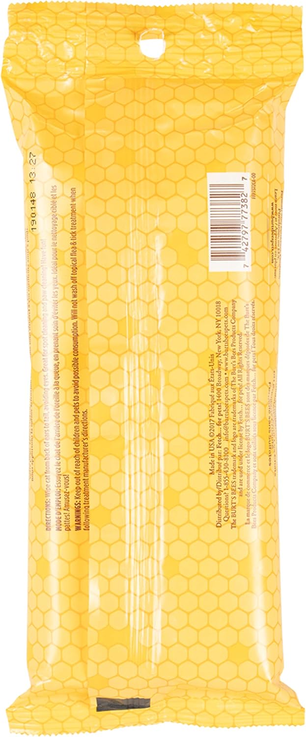 Close up of Burt's Bees cat wipes label and natural ingredients