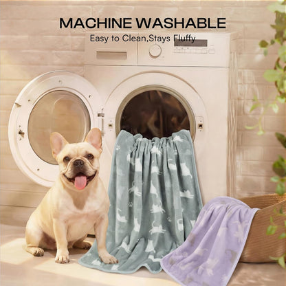 Luciphia non irritating warm fleece throw spread across a cozy dog bed