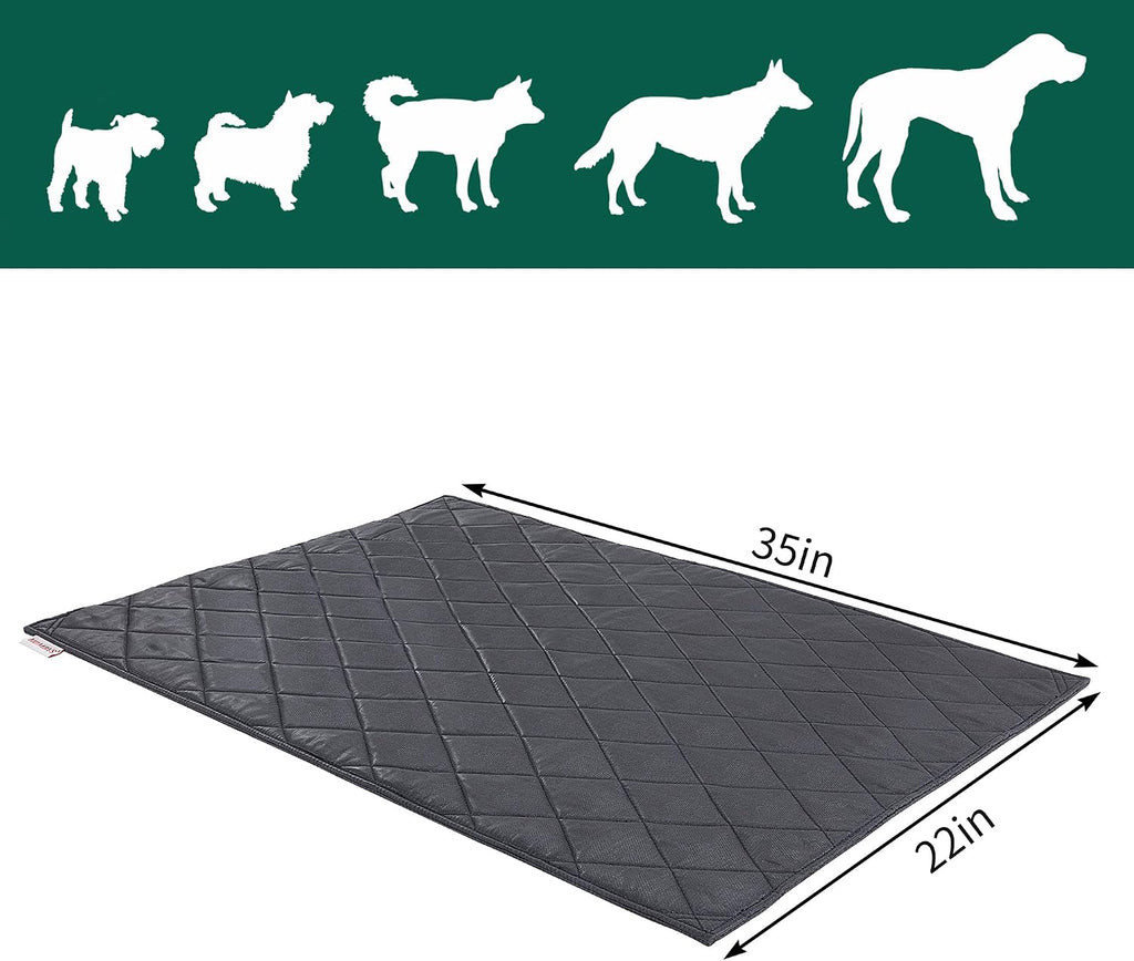 Water resistant surface detail of Hombys puppy bed