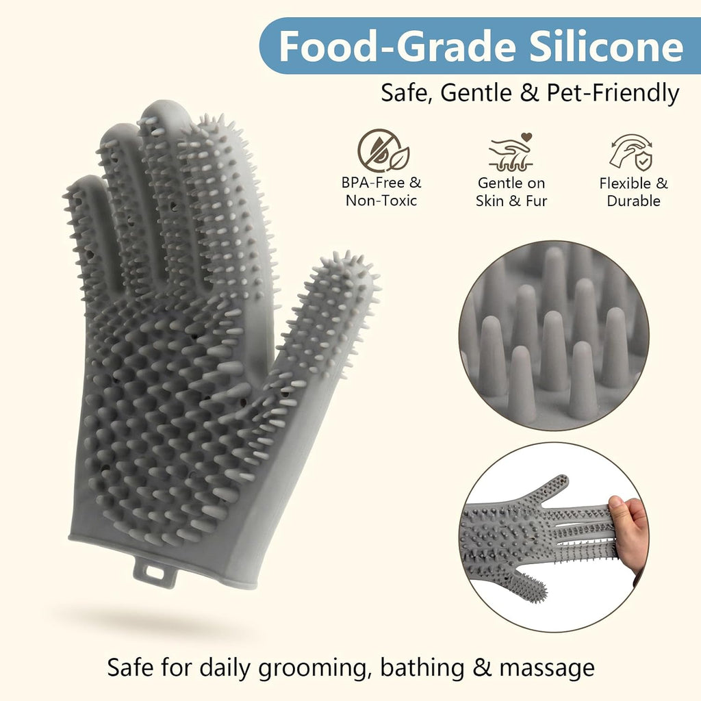 WAGINGROO silicone pet bath glove creating rich lather on dog fur
