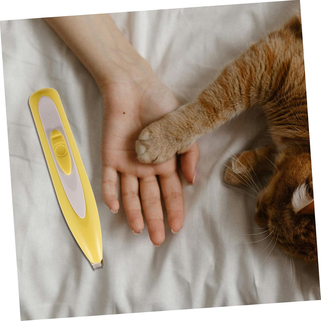 Quiet electric dog cat shaver highlighting the low noise motor design.