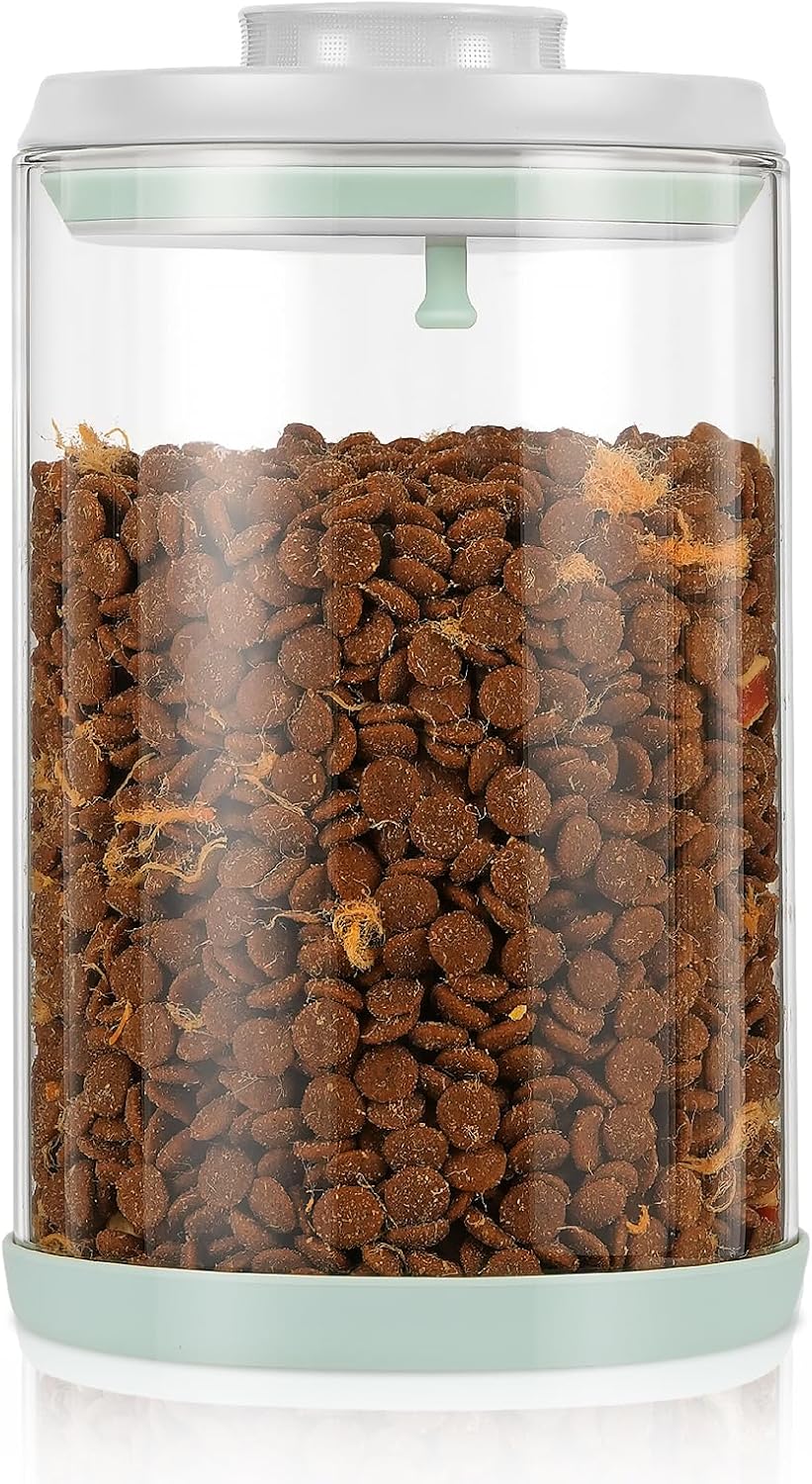 Secure metal locking clasp on Aloxina food storage container
