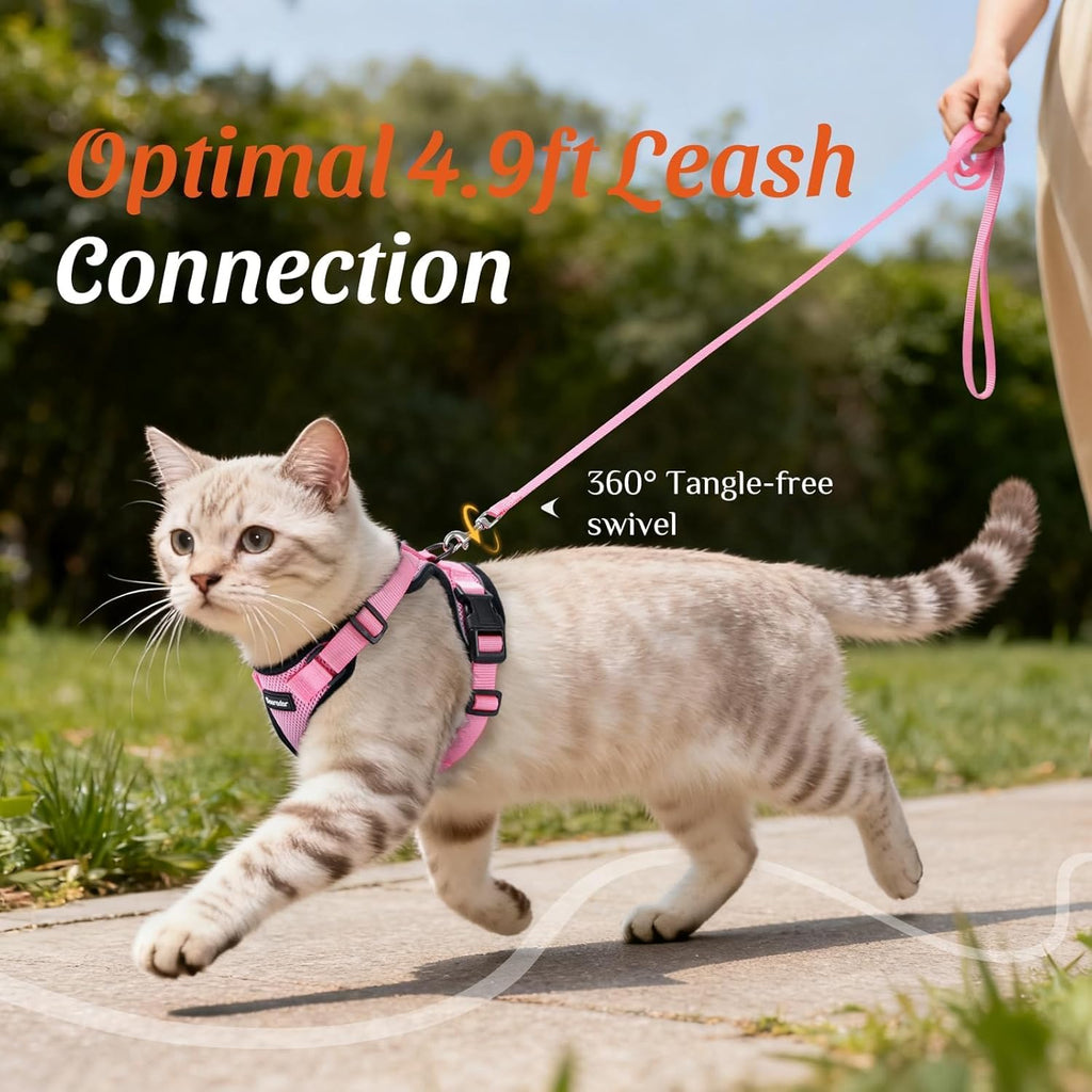 Non-stick inner lining and breathable air-mesh material of the Dooradar cat harness
