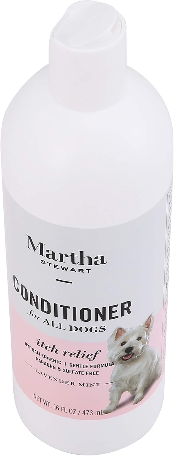 Close up of Martha Stewart pet grooming product branding