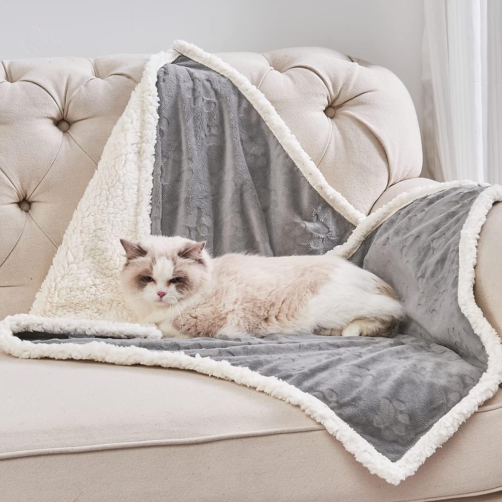 Qeils waterproof cat blanket front view grey reversible sherpa throw for couch protection