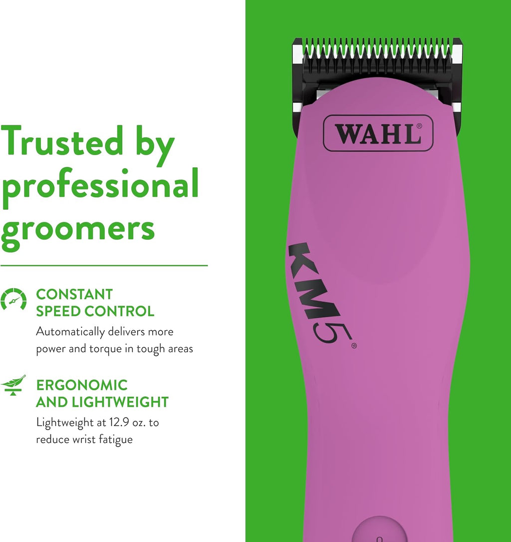 Wahl professional pet clipper close up on the number 7F ultimate competition blade