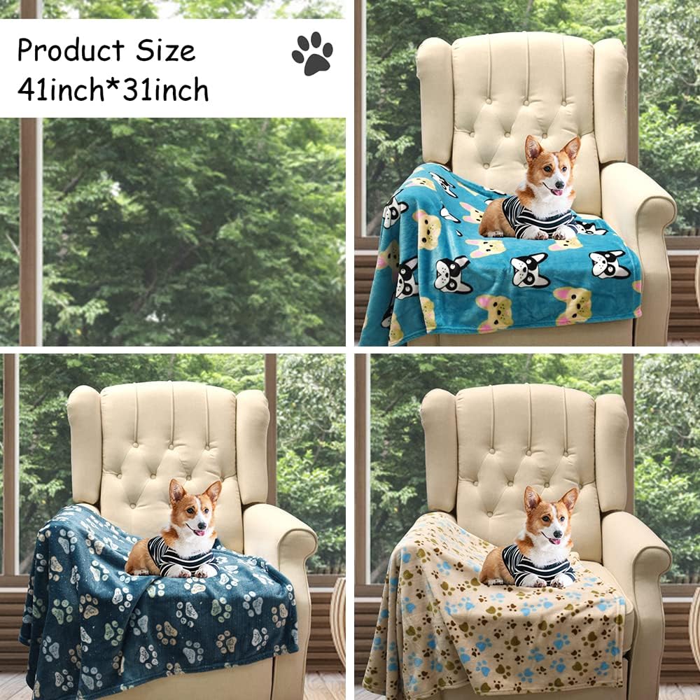 Close up look at the anti shedding fade resistant texture of Rezutan pet blankets
