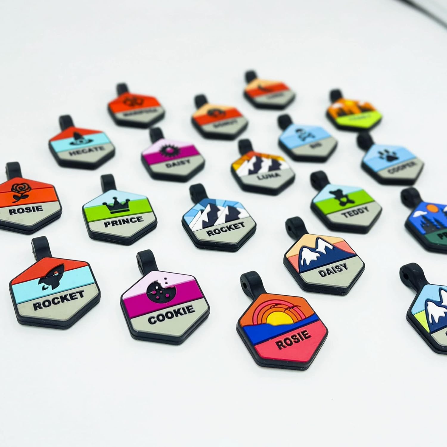 Soundless jingle free dog tag attached to a pet collar.