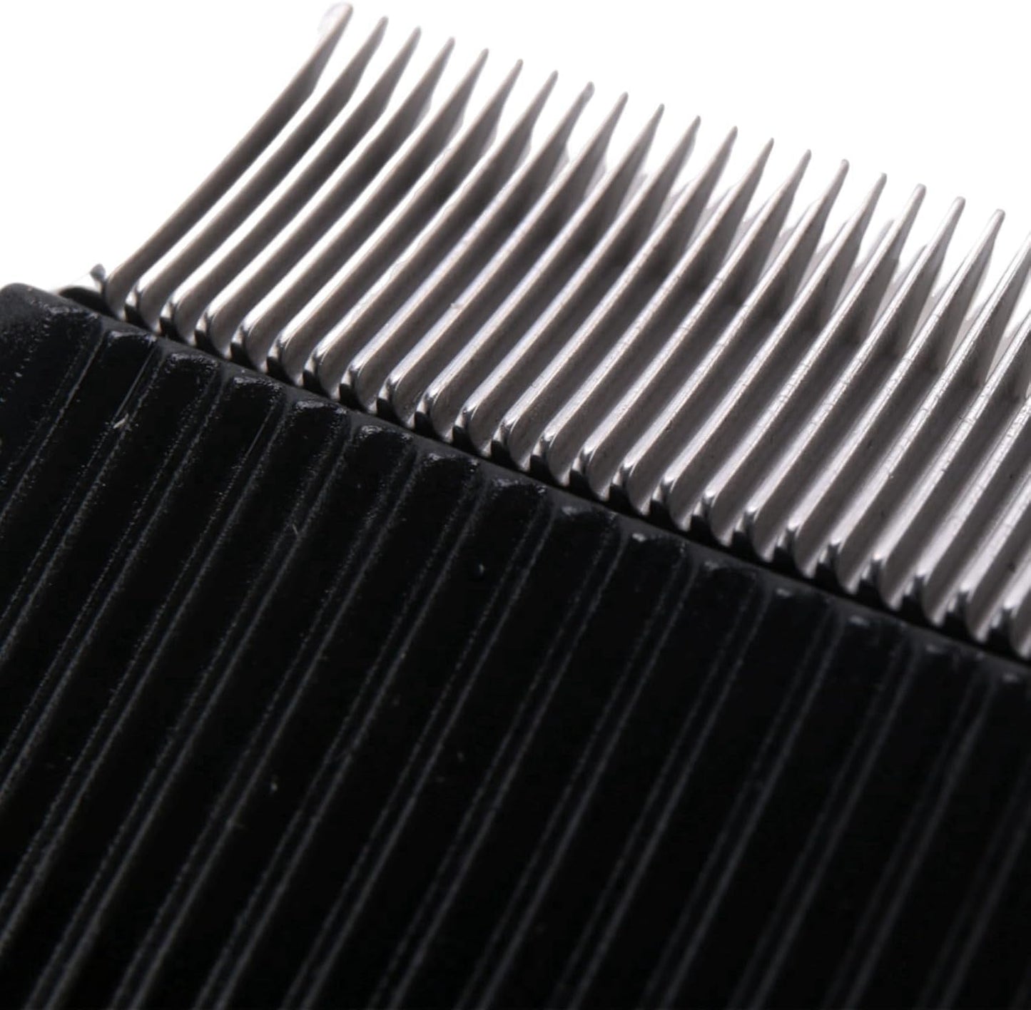 Uikdjgu dog and cat grooming replacement blade showcasing the 45mm stainless steel base.