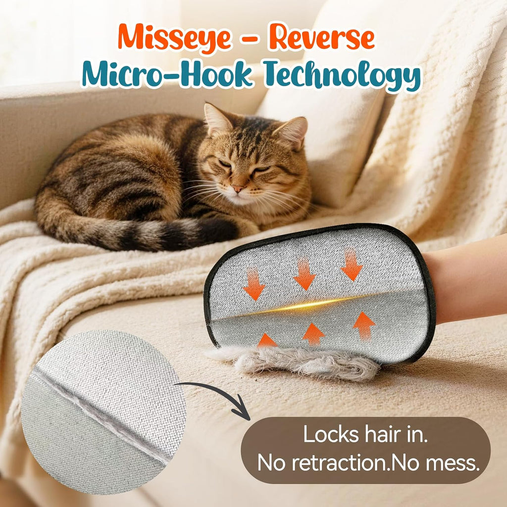 Washable electrostatic pet hair removal glove rinsing under tap water