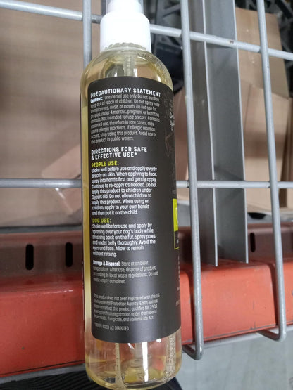 Detailed view of the spray nozzle on the Earth Animal bottle