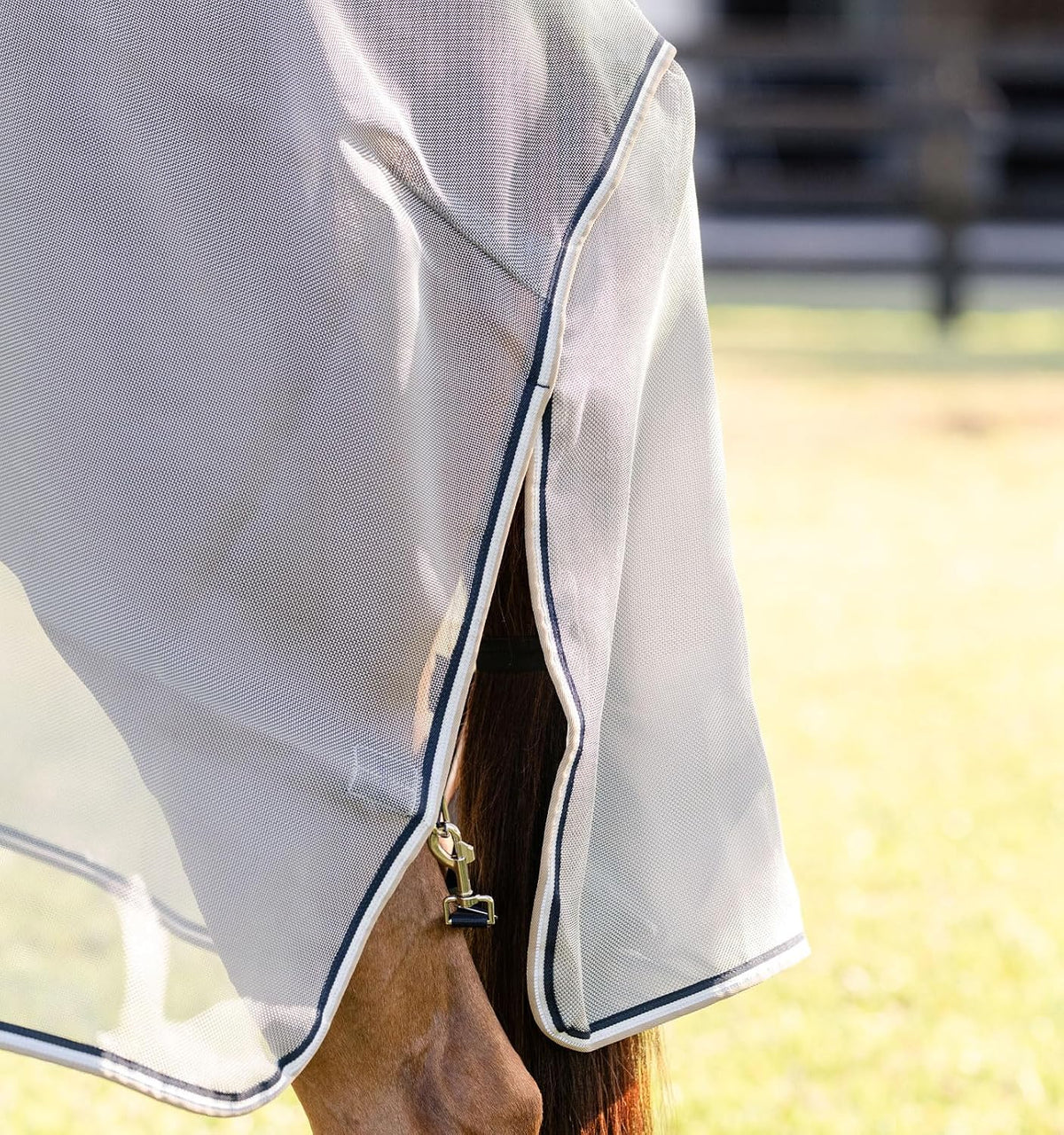 Horseware protective horse sheet side view showing supersized tail flap coverage