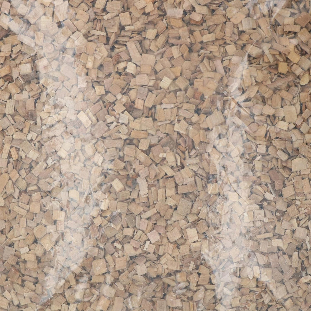 Close up texture of AB Tools untreated hardwood beech chips for parrots