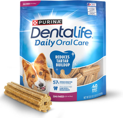 Purina DentaLife Daily Oral Care dog treats 40 count pouch front view showing chicken flavor logo.
