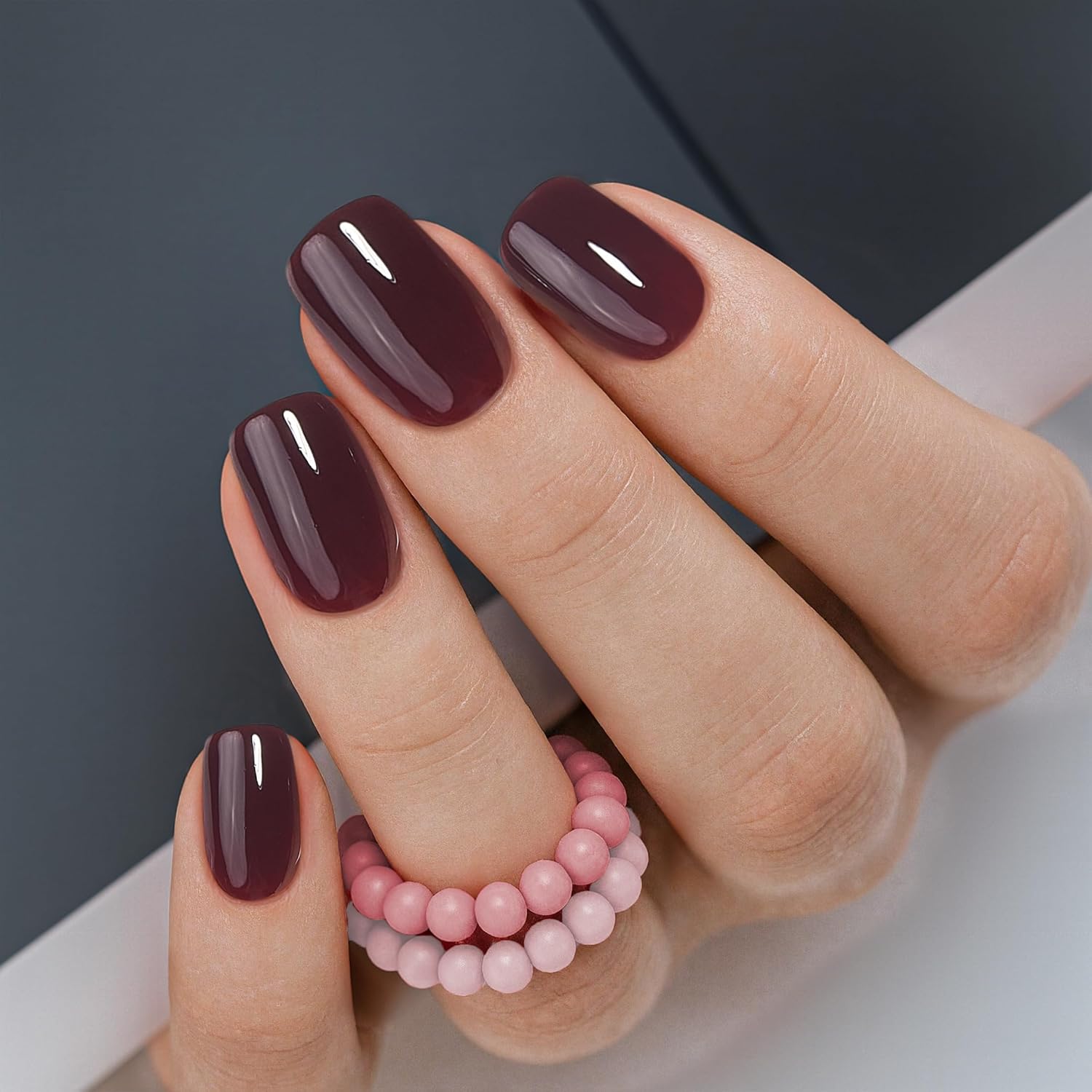 Curvlife wine red short square press on nails front view