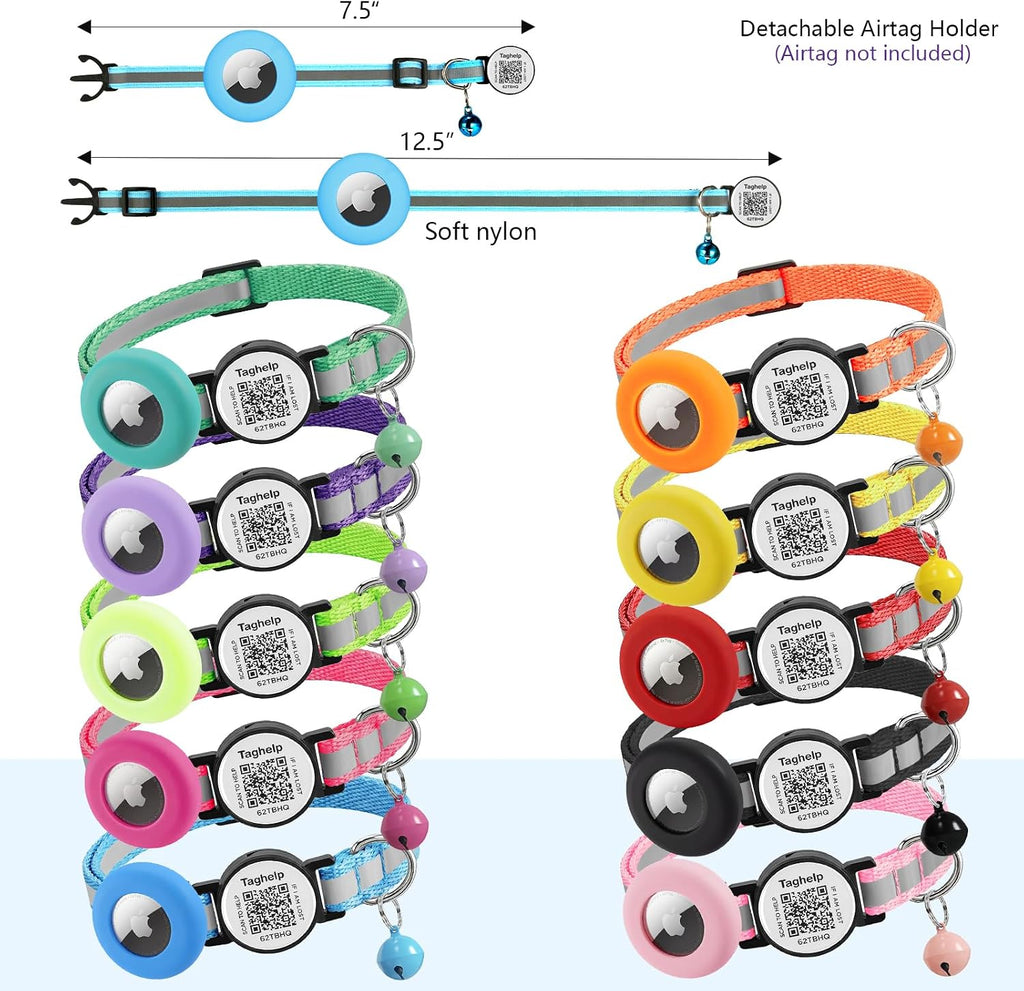 Taghelp blue breakaway kitten collar with safety quick-release buckle close up.